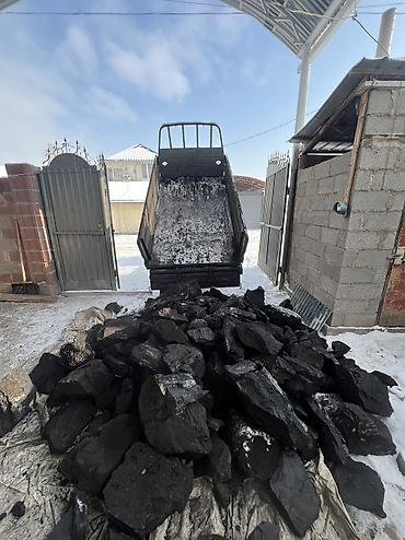 Уголь Кара-Кече: Уголь Кара-Кече, Платная доставка, Бесплатная доставка, Оптом, Фракция: Крупный (К), В тоннах — 2