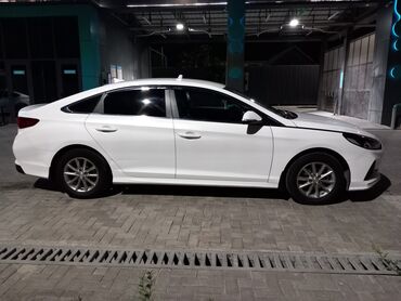 Трансфер, пассажирские перевозки: По региону, Аэропорт, По городу Такси, легковое авто | 4 мест — 4