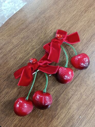 Saç aksesuarları: Qiymətlər ucuzdur yenidir her biri — 2