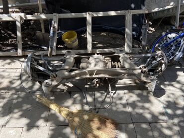 Digər xodovoy detalları: MERCEDES-BENZ üçün orijinal ehtiyat hissələri paketi Təklifdə — 22