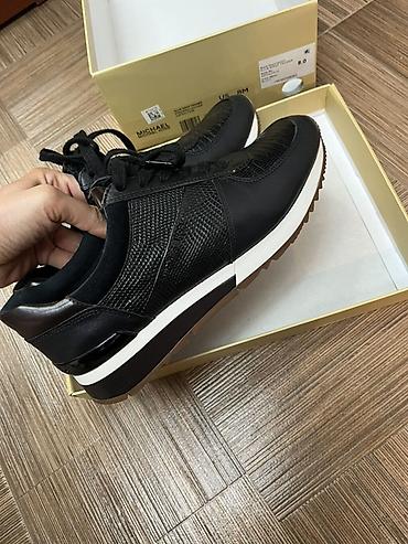 Qadın ayaqqabıları: Michael Kors qadın idman ayaqqabısı - Model: Michael Kors (arxa — 1