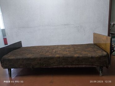 матрасы на кровать 180х200: Односпальная кровать классического советского типа. - Размер