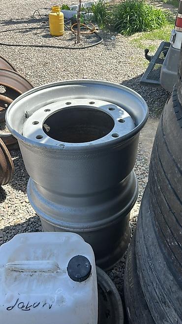 Шины: Грузовые шины (для прицепов/полуприцепов и грузовиков) - Диаметр — 7