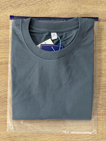 серая футболка: Футболка, Solid print, Пахта