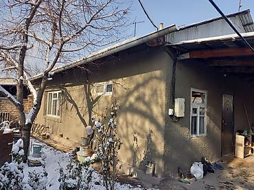 Продаётся пол дом в районе киркомстром,со всеми условами,》внутри