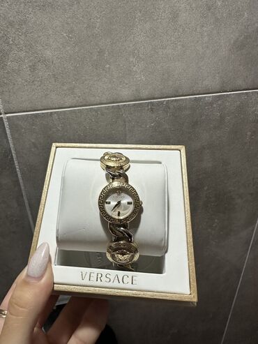 Versace ρολόι . Πωλείται λόγο μη χρήσης. Άριστη κατάσταση