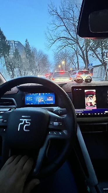 грандеур 2015: JMEV : 2025 г., 1 л, Автомат, Электромобиль, Кроссовер — 5
