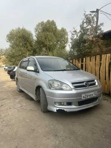перевозной дом: Toyota Ipsum: 2003 г., 2.4 л, Автомат, Газ, Минивэн
