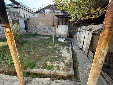 участок с сарбан: 4 соток — 4