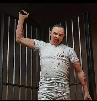 эйпл часы: Ганнибал Лектор. подвижная фигурка. В комплекте диорама тюрьмы — 4