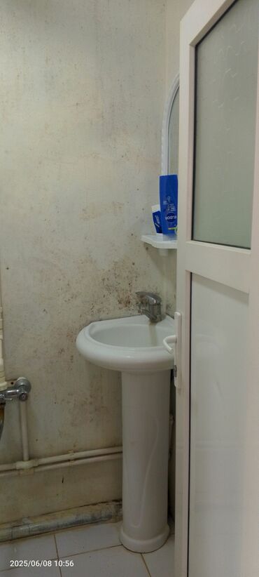 Uzunmüddətli kirayə evlər: 75 kv. m, 2 otaqlı — 10