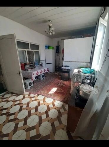 sabunçuda həyət evi: Sabunçu qəs. 2 otaqlı, 70 kv. m, Kredit yoxdur, Orta təmir