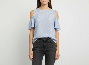 czarne sandały z pomponami: Greenpoint, Women's blouse, size S