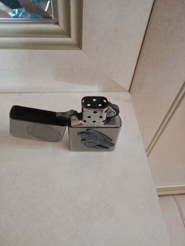 Зажигалки: Зажигалка ZIPPO,новая,нужно залить бензин