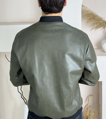 Куртки: Куртки - 𝐊𝐍𝐗 ——————— • Множество расцветок ✔️ • Все актуальные размеры — 26