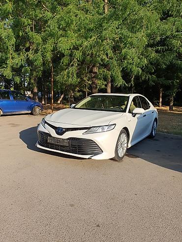 byd e1: Toyota Camry: 2018 г., 2.5 л, Автомат, Гибрид, Седан — 7