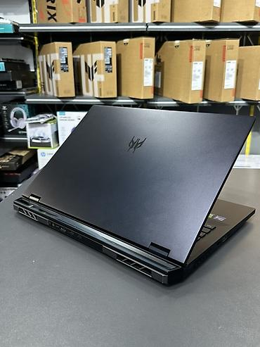 macbook pro m3 pro: Acer Predator Helios 18 Cpu: Intel core i9-14900HX RAM: 32 gb ddr5 — 3