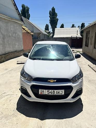 spark 2016: Chevrolet Spark: 2016 г., 1 л, Вариатор, Бензин, Хэтчбэк — 2