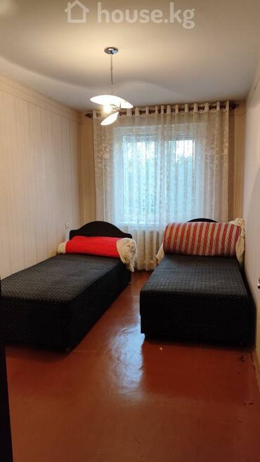 или меняю с доплатой мне: 3 комнаты, 58 м², 104 серия, 4 этаж