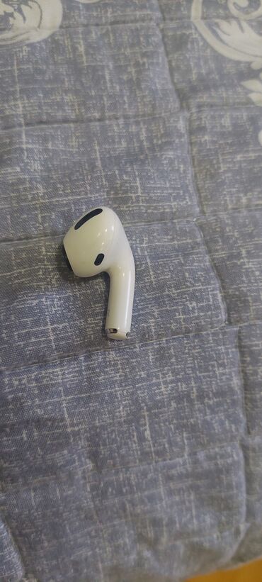aırpod: Apple airpods 3 sol qulaqliq ela veziyetdedir tecili satiram