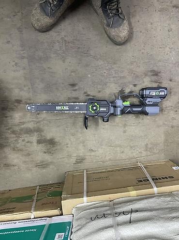 Наборы электроинструментов: Набор аккумуляторных садовых инструментов Комплектация на фото: - — 10