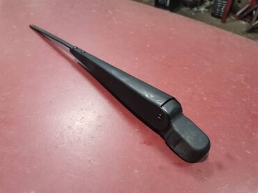 Auto delovi: Nosac metlice zadnjeg brisaca Lada 21213,21214 Niva, Lada 2104 — 5