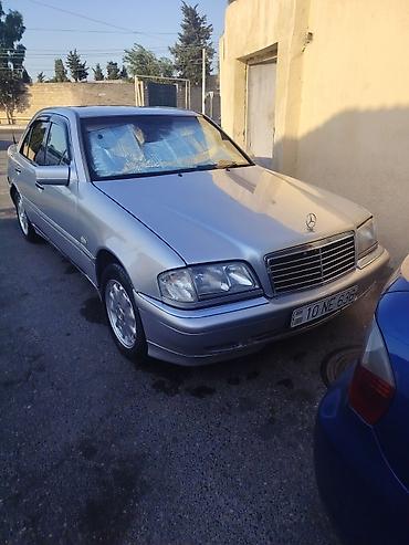 w202 rezin: Mercedes-Benz C-Class: 2.2 l | 1995 il Sedan — 4