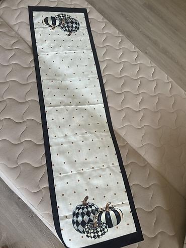 alon tekstil: Masa üçün uzun dekorativ yol (table runner) - Dizayn: İki ucunda — 1