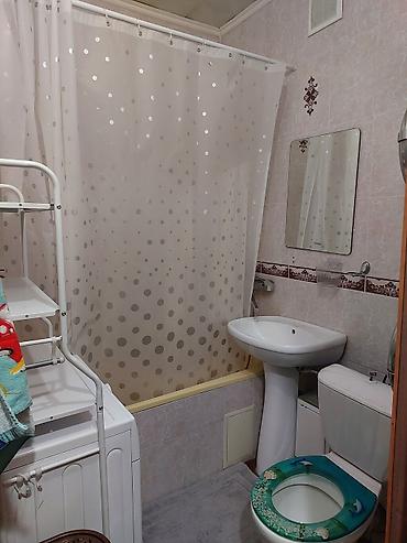 2 кв 104 серия: Сдаётся уютная квартира с отдельной кухней и санузлом. Планировка и — 2