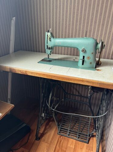 ножная швейная машинка зингер: Швейная машина Электромеханическая, Механическая, Ручной
