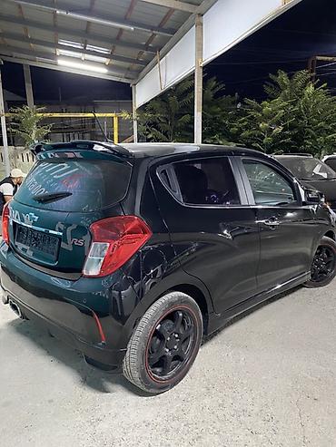 водительское сиденье спринтер: Chevrolet Spark: 2017 г., 1 л, Автомат, Бензин, Хэтчбэк — 3