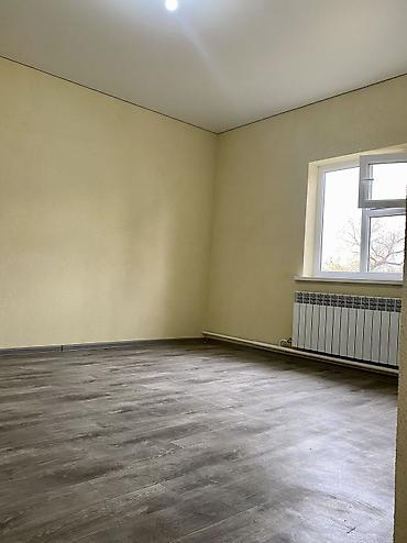однушка сдается: Сдаётся однокомнатная квартира. Свой санузел(душ, туалет, аристон) — 2