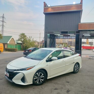 работа в оше продавец: Toyota Prius: 2016 г., 1.8 л, Вариатор, Электромобиль, Седан