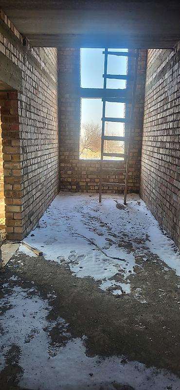 Продажа коттеджей и домов: Кирпичный двухэтажный дом (коробка) с мансардной крышей - Материал — 9