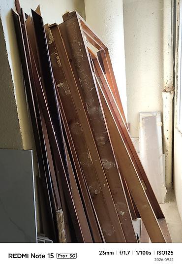 lambir olculeri: Məhsul: 15 kvadrat metlax, 3 ədəd taxta qapı Təsvir: - Kvadrat — 2