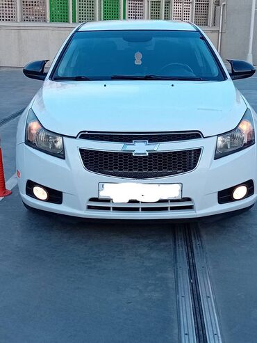 chevrolet cruze salon qiymeti: Chevrolet Cruze: 1.4 l | 2014 il | 181500 km Sedan