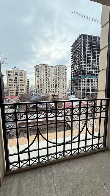 Продажа квартир: 3 комнаты, 102 м², Элитка, 5 этаж, Евроремонт at lalafo.kg — 11 Продажа квартир: 3 комнаты, 102 м², Элитка, 5 этаж, Евроремонт — 11