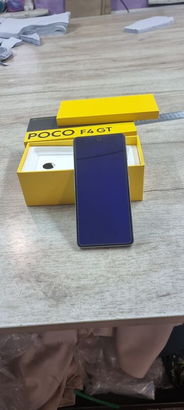 Poco: Poco F4 GT, Б/у, 256 ГБ, цвет - Серебристый