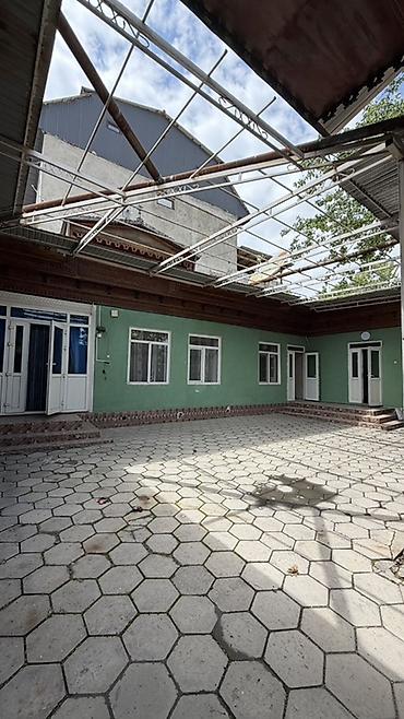 Продажа коттеджей и домов: Сдаётся в долгосрочную аренду просторный жилой дом из 6 комнат — 2