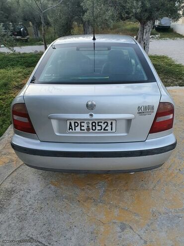 Sale cars: Skoda Ocatvia: 1.6 l. | 2000 έ. | 210000 km. Sedan