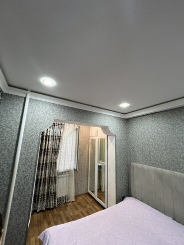 Yeni tikili: Satılır: studiya tipli zövqlü mənzil interyeri - Geniş qonaq otağı — 15