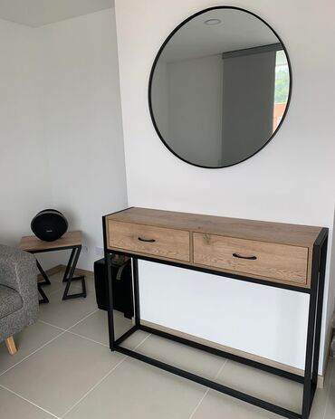 Другое оборудование для салонов красоты: Маникюрные столы стандарт Маникюрные столы мастер Маникюрные столы — 30