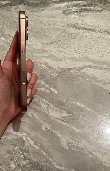 Apple iPhone: IPhone 16 Pro, 256 GB, Desert Titanium, Simsiz şarj — 8