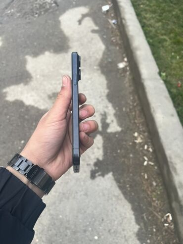 Apple iPhone: IPhone 15 Plus, 128 GB, Qara, Face ID — 6