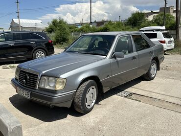 мазда 323 продаю: Mercedes-Benz W124: 1990 г., 2.2 л, Механика, Бензин, Седан