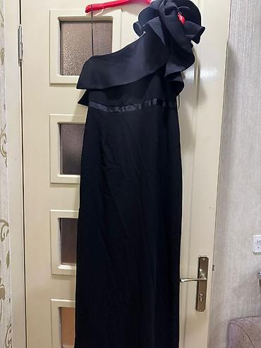 Donlar: Salam, satılır, Qiymət və ölçü ile bağlı WhatsApa yaza bilersiz Qadın — 8