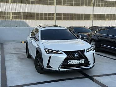 Lexus: Lexus UX: 2019 г., 2 л, Автомат, Кроссовер — 3