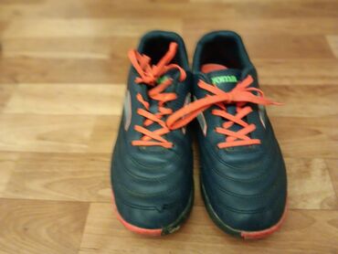 Кроссовки и спортивная обувь: Продаю комплект от жомы в отличном состоянии, сороконожка размер 36