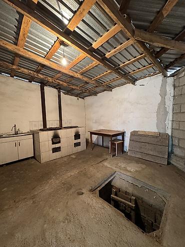 Продажа коттеджей и домов: ✨Продаётся дом в с. Сокулук✨ 🏡Характеристики: • Участок - 15 соток • at lalafo.kg — 4 Продажа коттеджей и домов: ✨Продаётся дом в с. Сокулук✨ 🏡Характеристики: • Участок - 15 соток • — 4