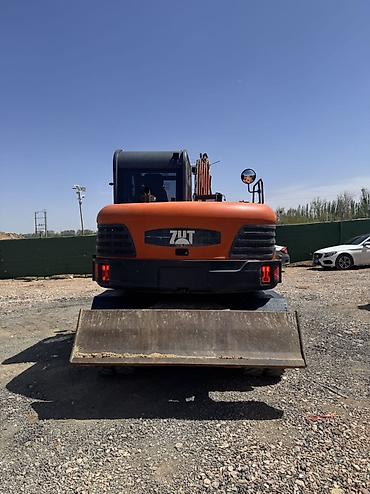 Экскаваторы: Экскаватор, Колесный — 4